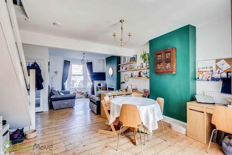 2 bedroom semi-detached house for sale, Frampton Road, Gloucester, GL1 5