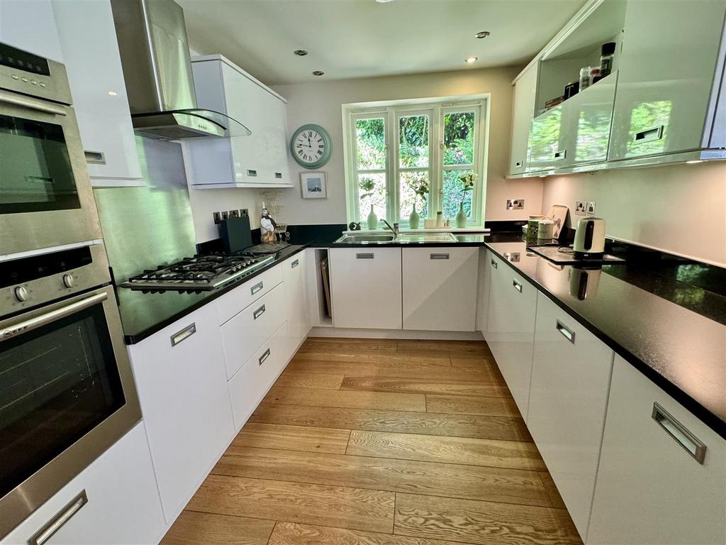 Breakfast Kitchen