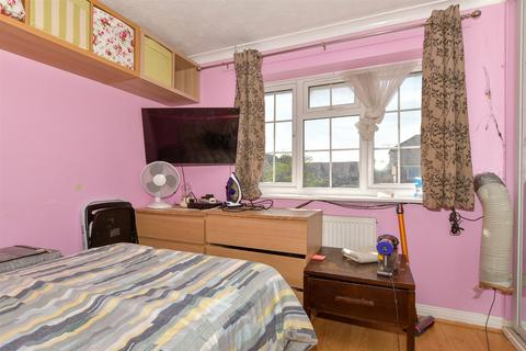 7 Canada Road, Erith, DA8 2HE