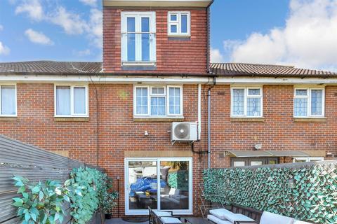 7 Canada Road, Erith, DA8 2HE