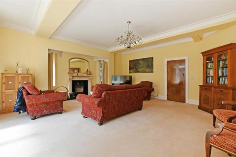 8 bedroom detached house for sale, Whiteley Wood Road, Whiteley Woods S11