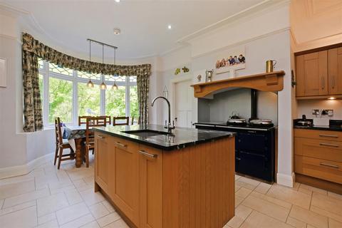 8 bedroom detached house for sale, Whiteley Wood Road, Whiteley Woods S11