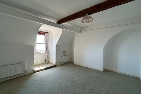 2 bedroom flat to rent, St. Augustines Road, Ramsgate, CT11