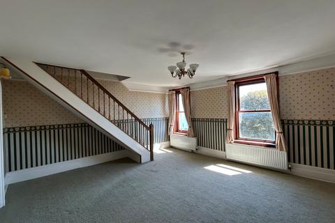 2 bedroom flat to rent, St. Augustines Road, Ramsgate, CT11
