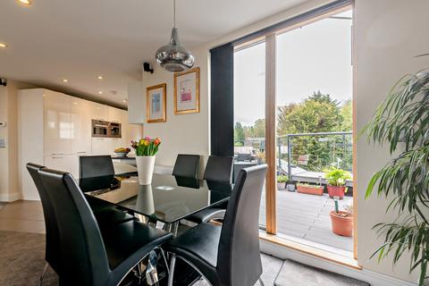 2 bedroom penthouse for sale, London Road, Sevenoaks, Kent