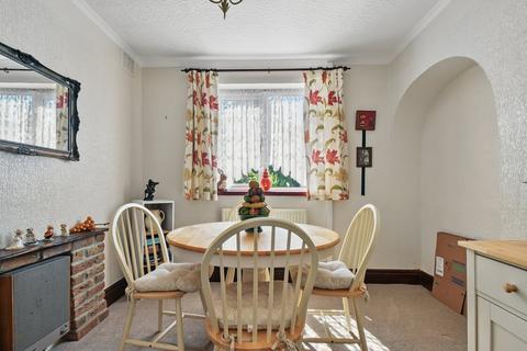 2 bedroom semi-detached house for sale, The Reeves, York, YO24