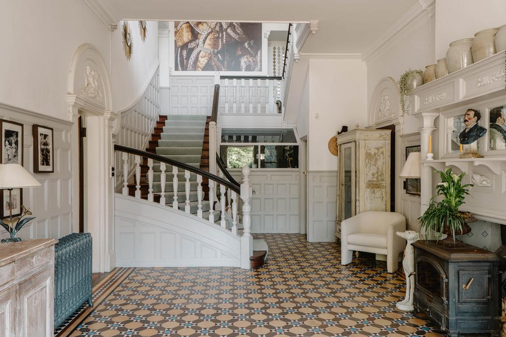 281396 - Turners Hill Road High Res-39.jpg
