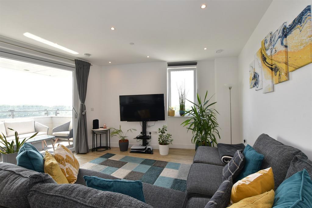 Lounge/Kitchen/Dining Room