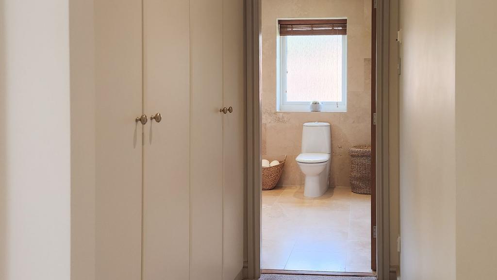 Landing   Family Bathroom
