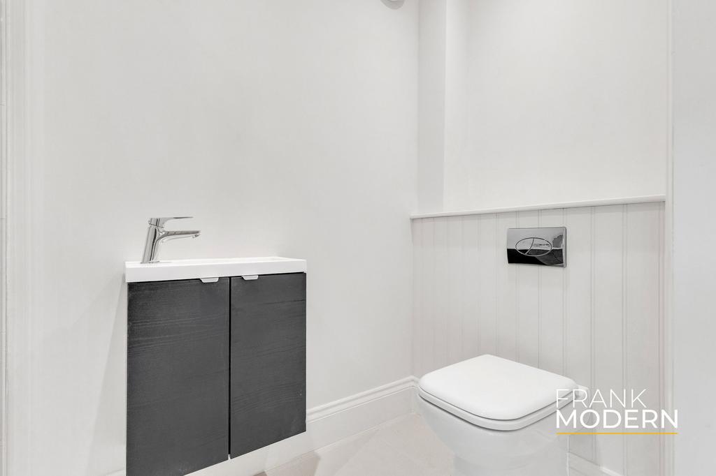 Bedroom Two En-Suite