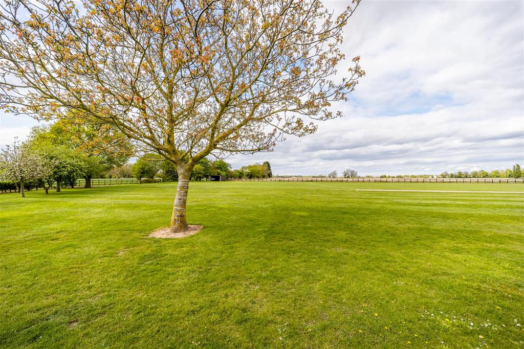 Langley House (Kirton)-11.jpg