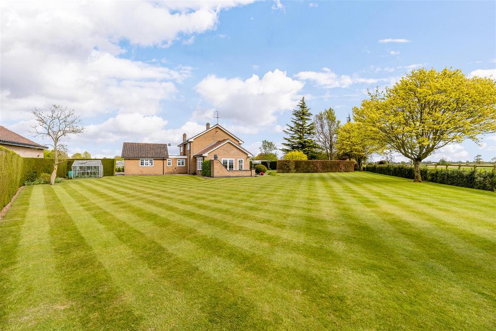 Langley House (Kirton)-13.jpg