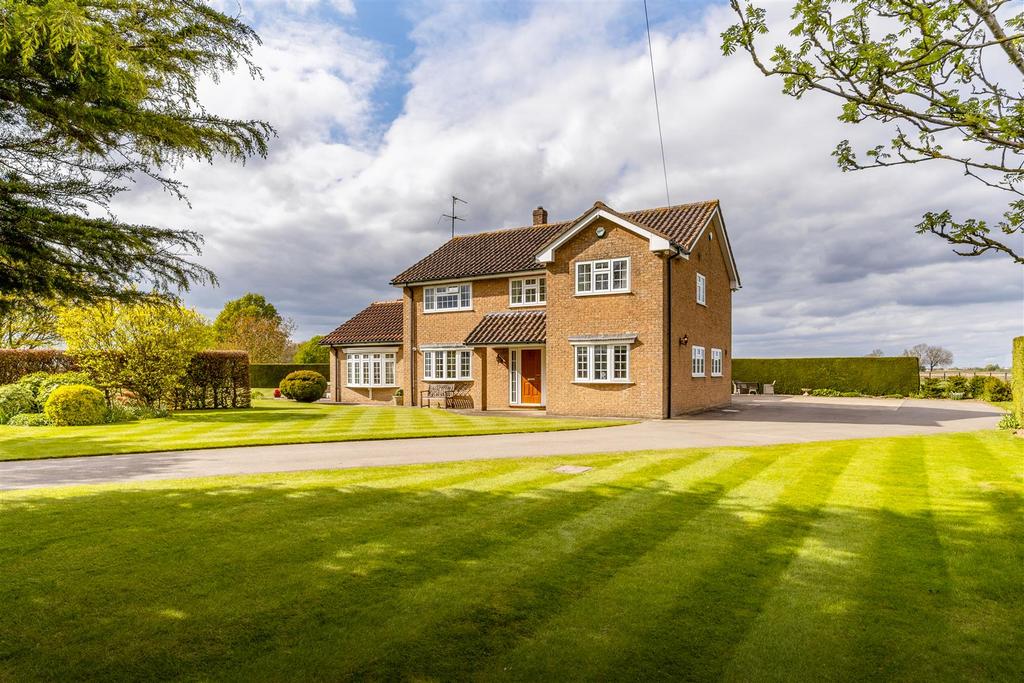 Langley House (Kirton)-3.jpg