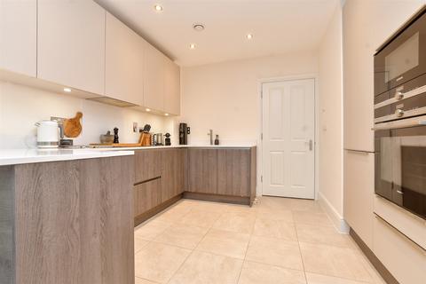 1 bedroom apartment for sale, Foxley Lane, Purley, Surrey