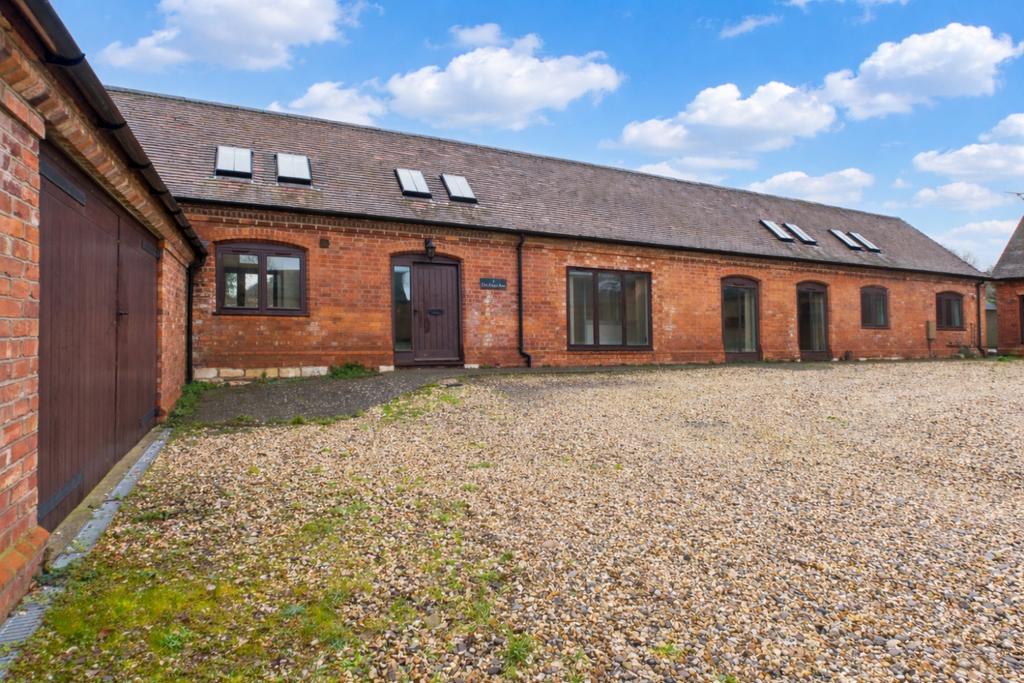 Wagon Barn External