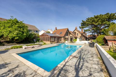5 bedroom detached house for sale, Saints Road, St. Martin, Guernsey