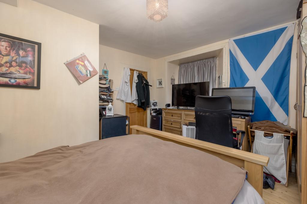 74199 Clarence St-010