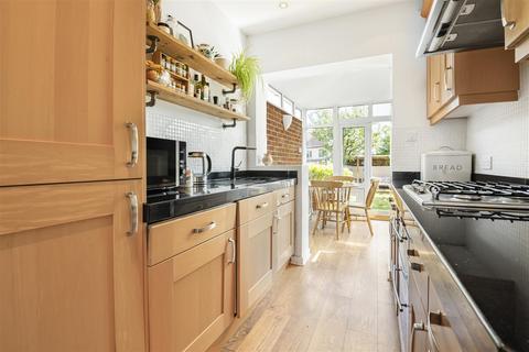 9 Lymescote Gardens, Sutton, SM1 2PN