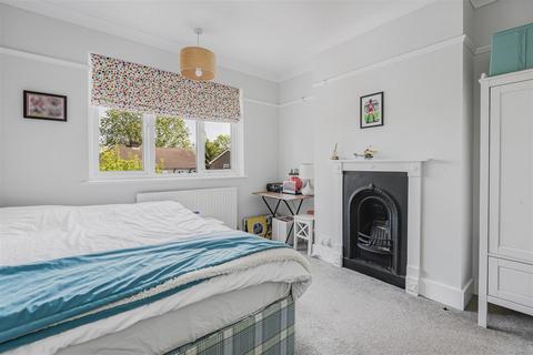 9 Lymescote Gardens, Sutton, SM1 2PN