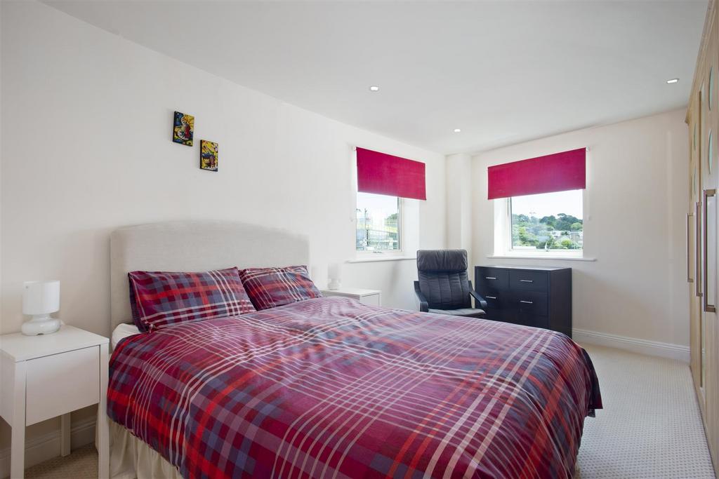 32 B Salterns Way 320446 14.jpg