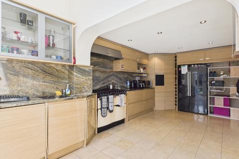20a Westend Parade, Gloucester, GL1 2RY