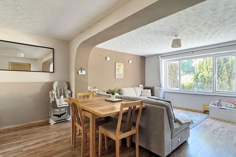 96 Ditchfield Place, Widnes, WA8 8RT