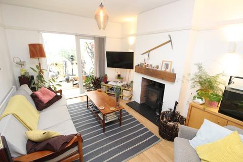 3 bedroom semi-detached house for sale, West View Avenue, Leicester LE2