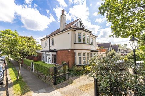 5 bedroom detached house for sale, Chase Side, London, N14