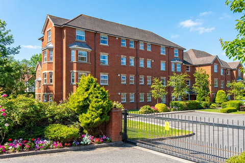 2 bedroom flat for sale, Cambridge Road, Southport PR9