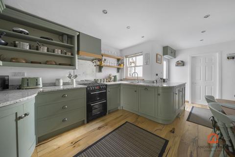 30 Foundry Hill, Hayle, TR27 4HW
