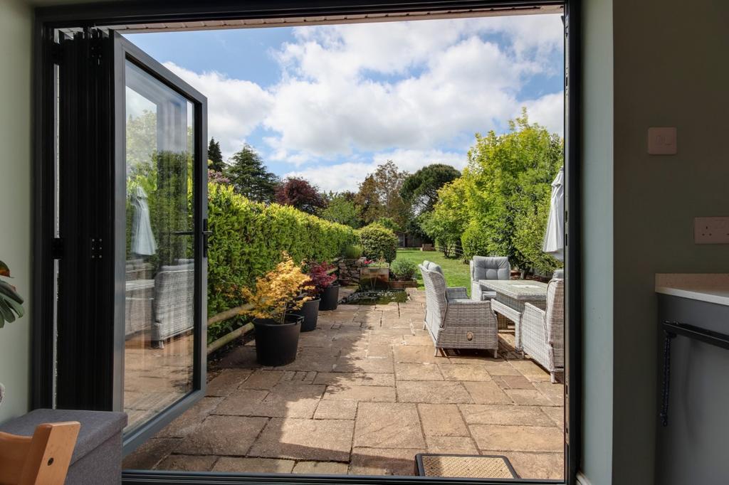 Bi-Folds &amp; Patio