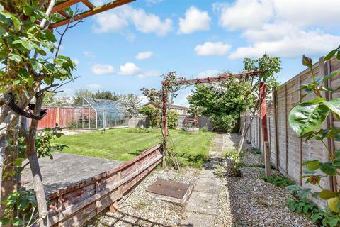 2 bedroom detached bungalow for sale, Foxes Close, Sandown PO36