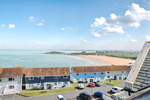 2 bedroom penthouse for sale, Pentire Avenue, Newquay TR7