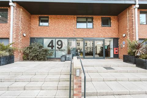 2 bedroom apartment for sale, Hurst Street, Liverpool, Merseyside, L1