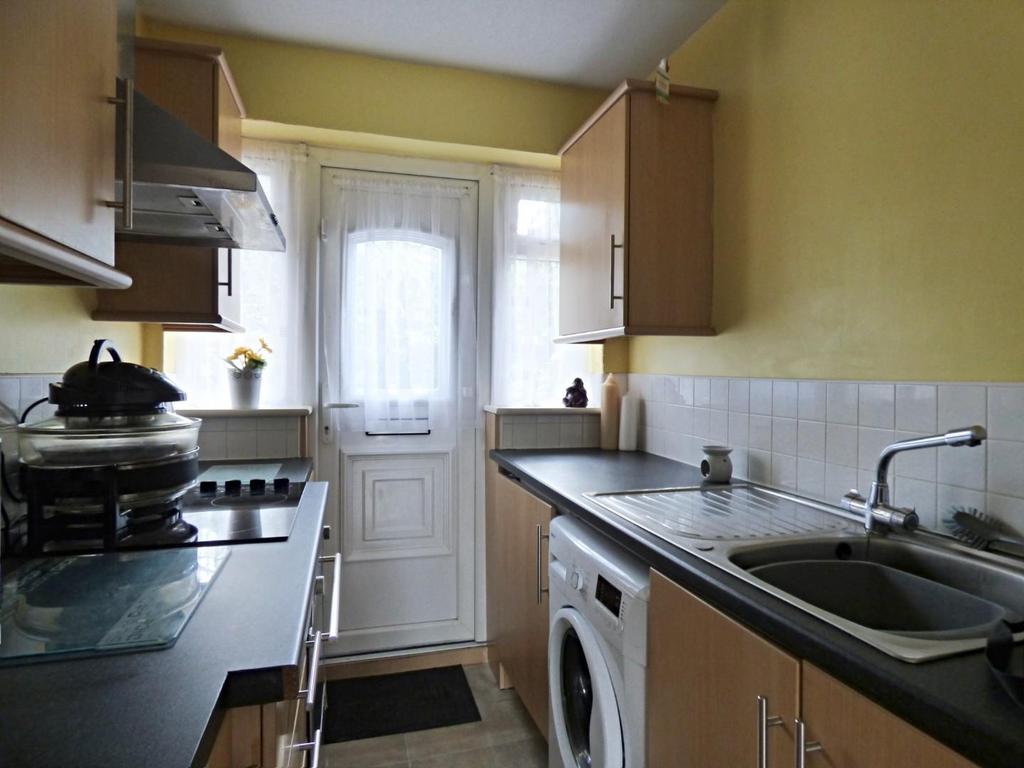 KITCHEN ALT.jpg