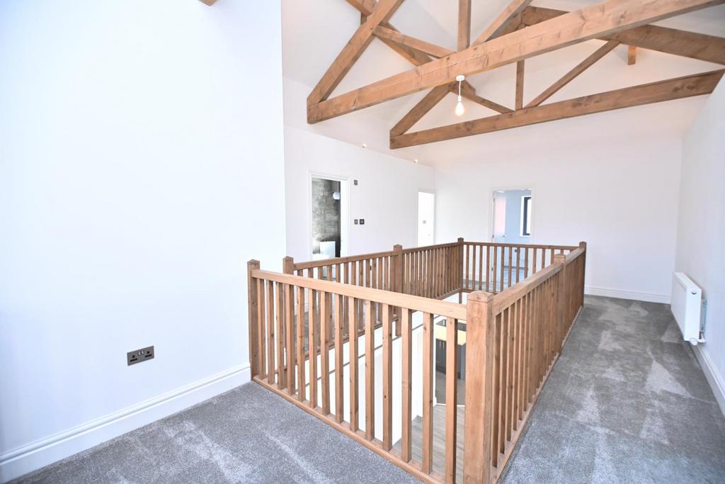 4 Ryecroft Drive, Westhoughton, Bolton, BL5 3 PW