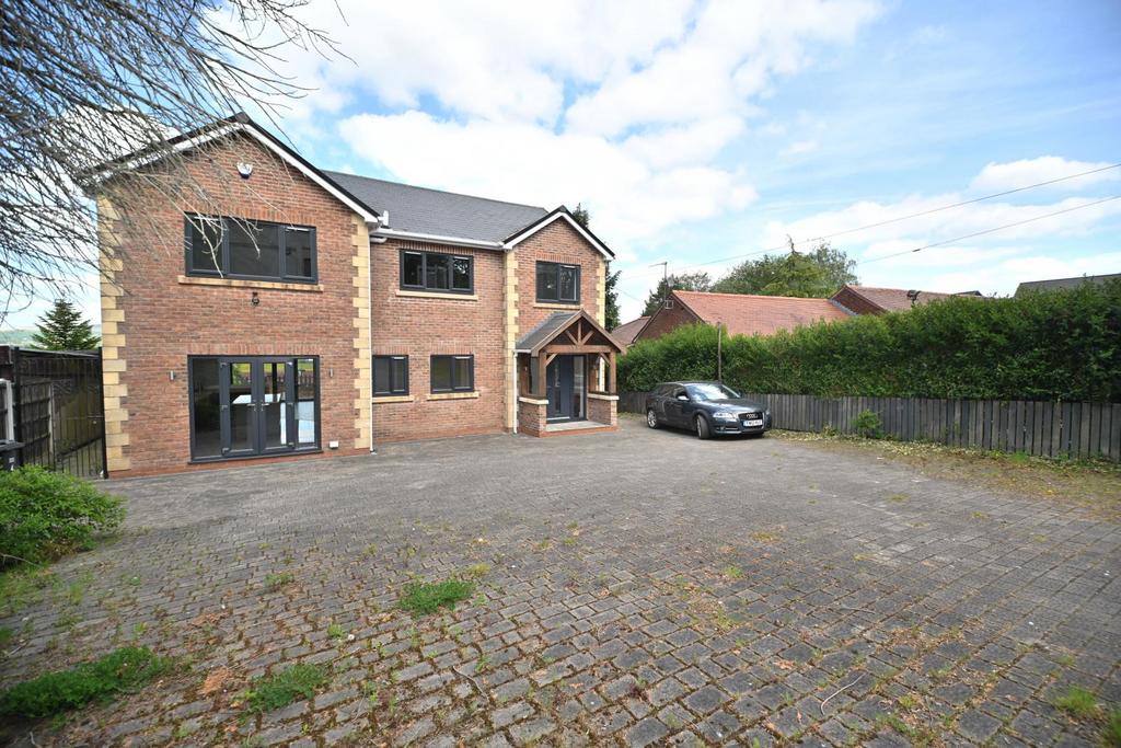 4 Ryecroft Drive, Westhoughton, Bolton, BL5 3 PW