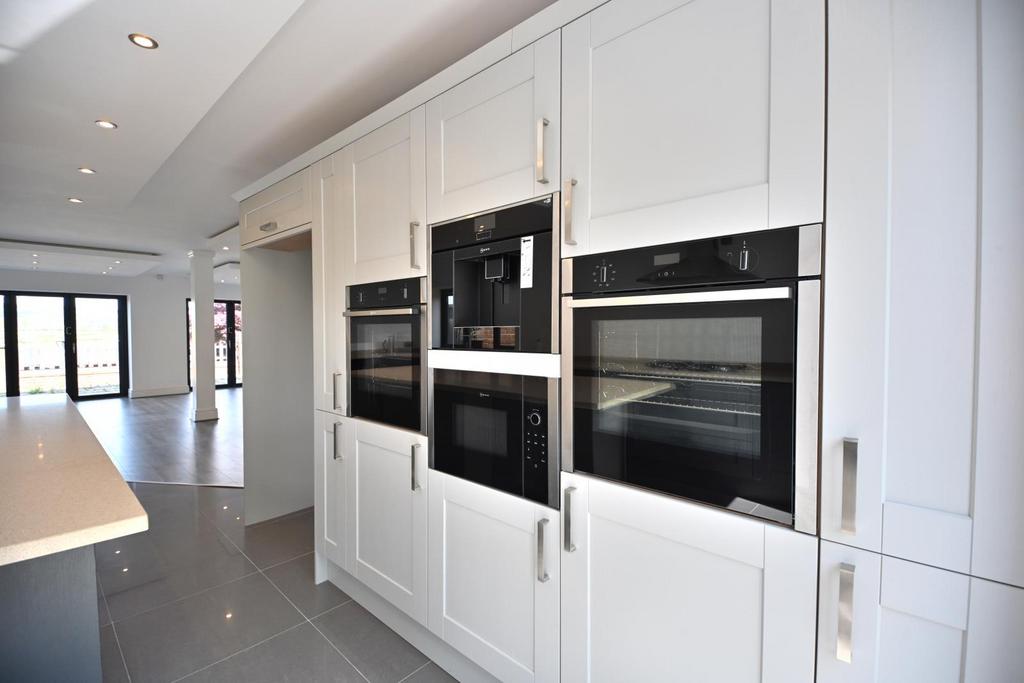 4 Ryecroft Drive, Westhoughton, Bolton, BL5 3 PW