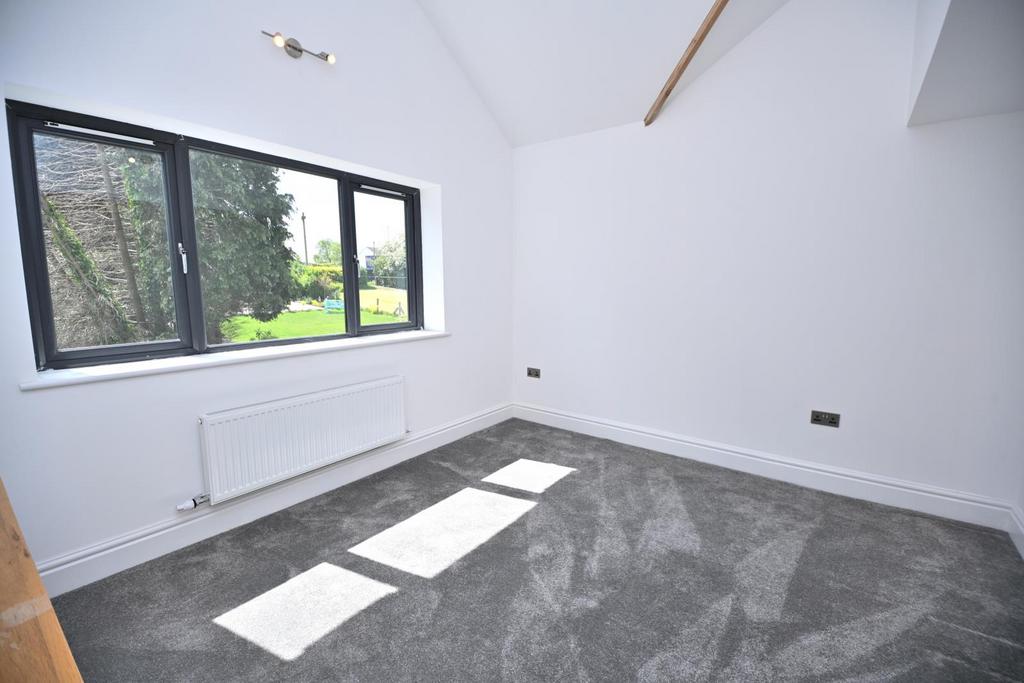 4 Ryecroft Drive, Westhoughton, Bolton, BL5 3 PW