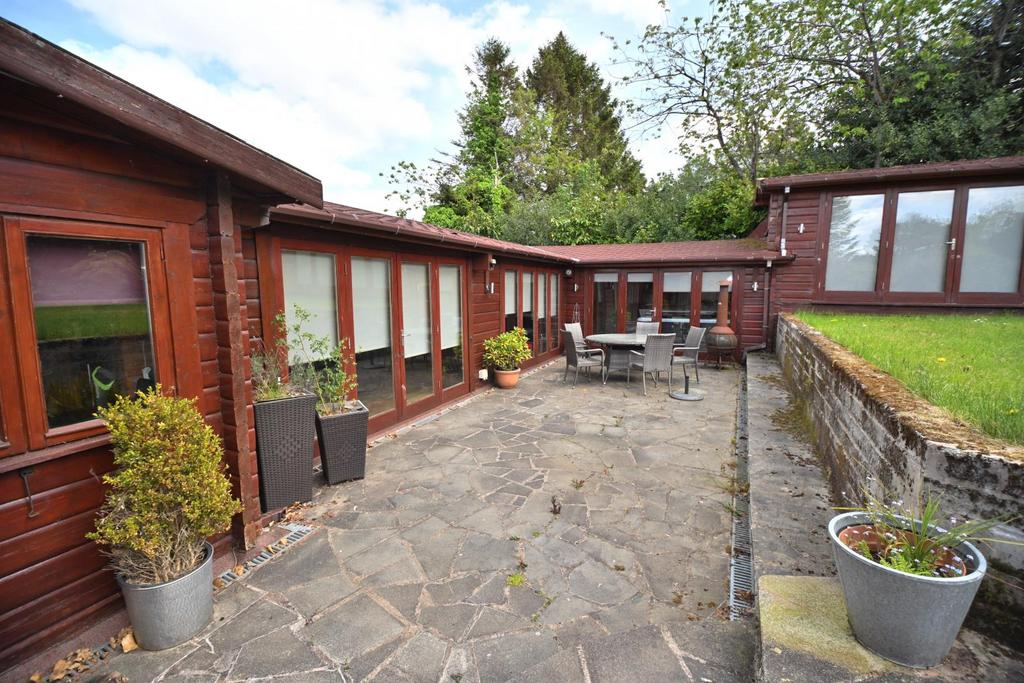 4 Ryecroft Drive, Westhoughton, Bolton, BL5 3 PW
