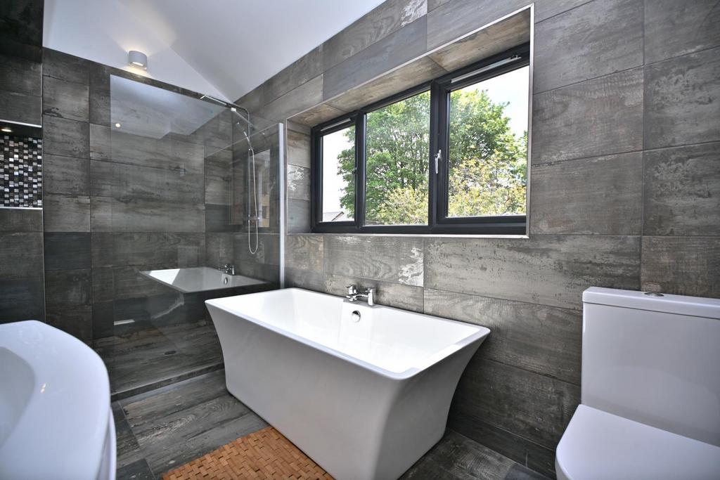 4 Ryecroft Drive, Westhoughton, Bolton, BL5 3 PW