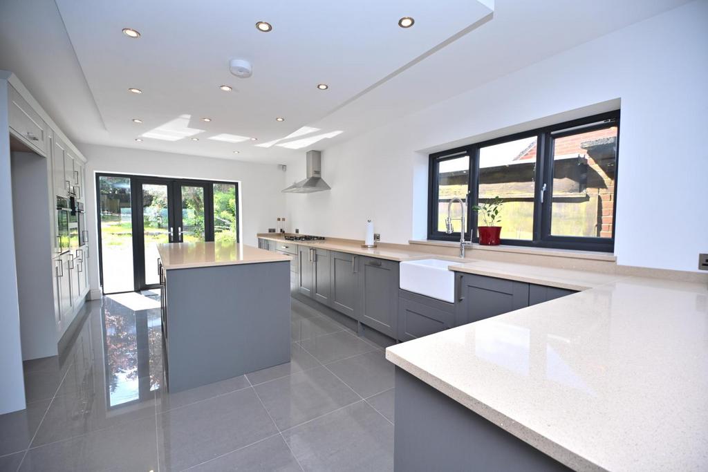 4 Ryecroft Drive, Westhoughton, Bolton, BL5 3 PW