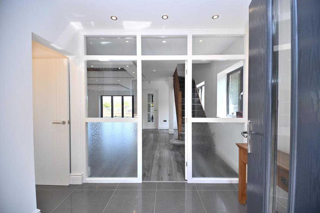 4 Ryecroft Drive, Westhoughton, Bolton, BL5 3 PW