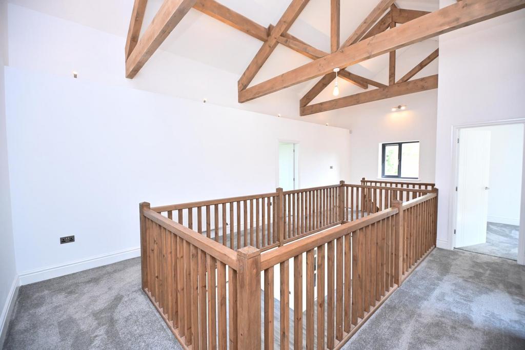 4 Ryecroft Drive, Westhoughton, Bolton, BL5 3 PW