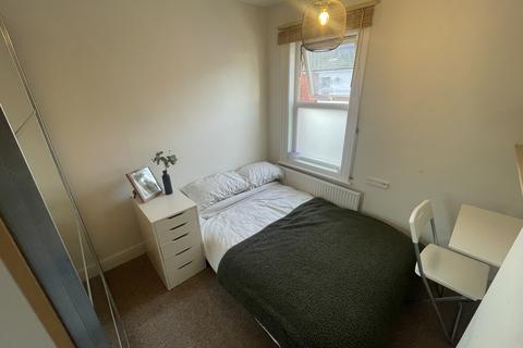 4 bedroom terraced house to rent, Lincoln LN1
