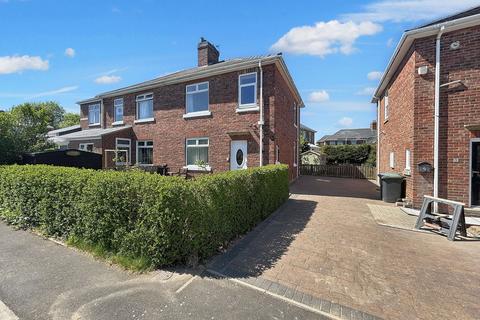 3 bedroom semi-detached house for sale, Hazel Grove, Burnopfield, Newcastle upon Tyne, Durham, NE16 6DU