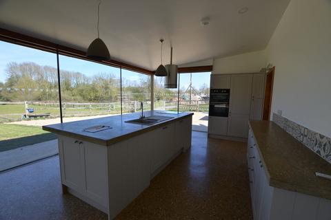 3 bedroom lodge to rent, Northfield Lane, Nassington, Peterborough , Peterborough , PE8