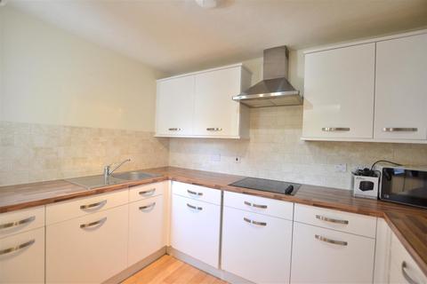 1 bedroom apartment for sale, Branksomewood Road, Fleet GU51