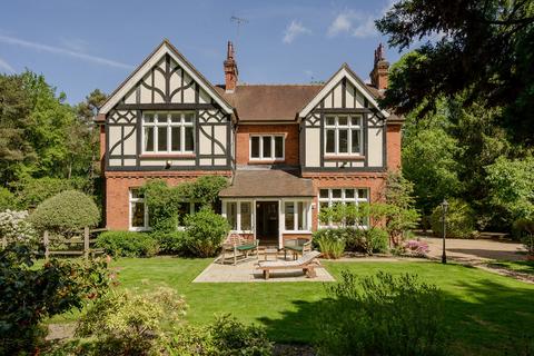 6 bedroom semi-detached house for sale, Byfleet Road, Cobham, KT11