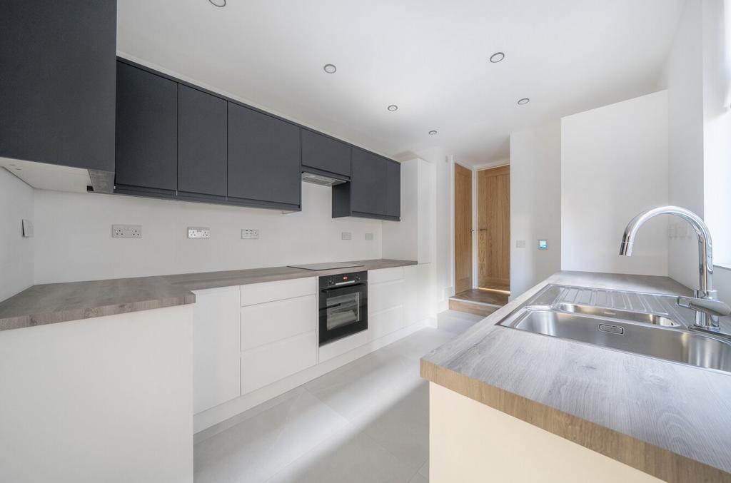 10-681e26de4ec36-...